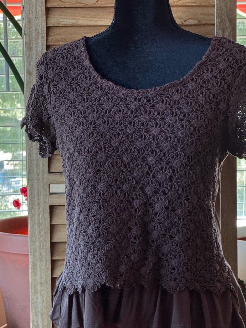 Cupio Brown Crochet Lace Short Sleeve Top